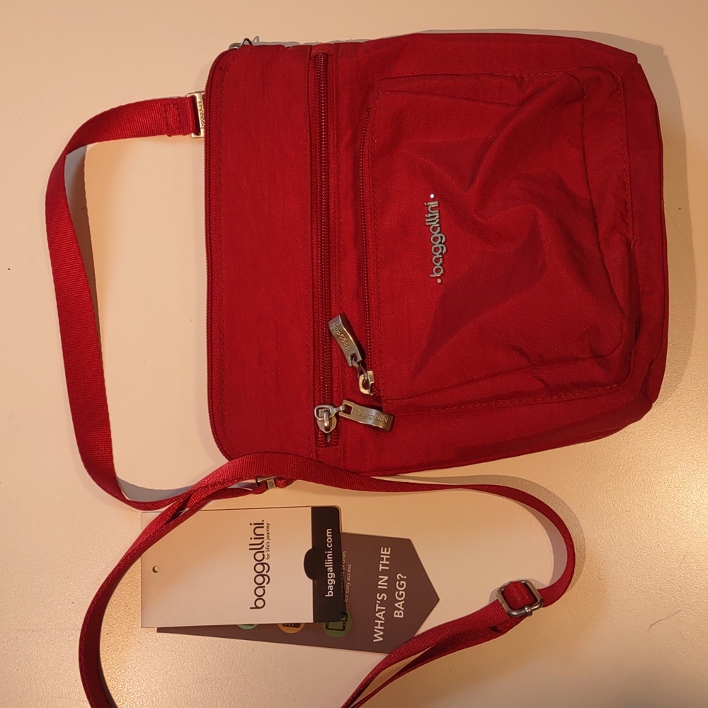 Baggallini Crossbody With Rfid Gem